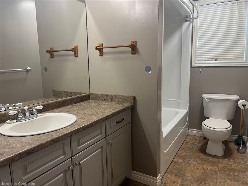 17 Mapleview Drive Property Photo 21