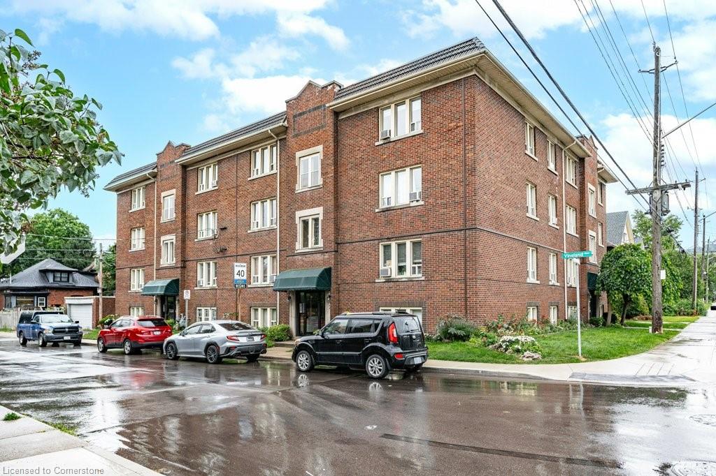 9-2 Vineland Avenue Property Photo 1