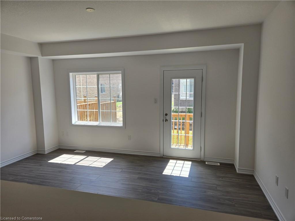 33 Elsegood Drive Property Photo 4