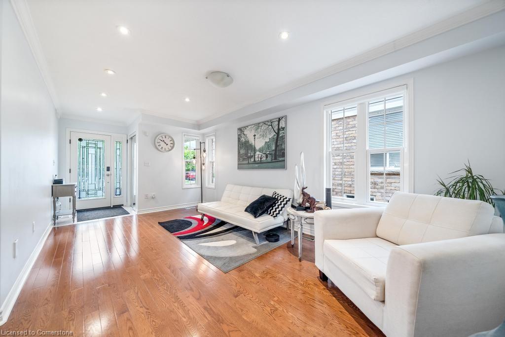 150 Voyager Pass Property Photo 11