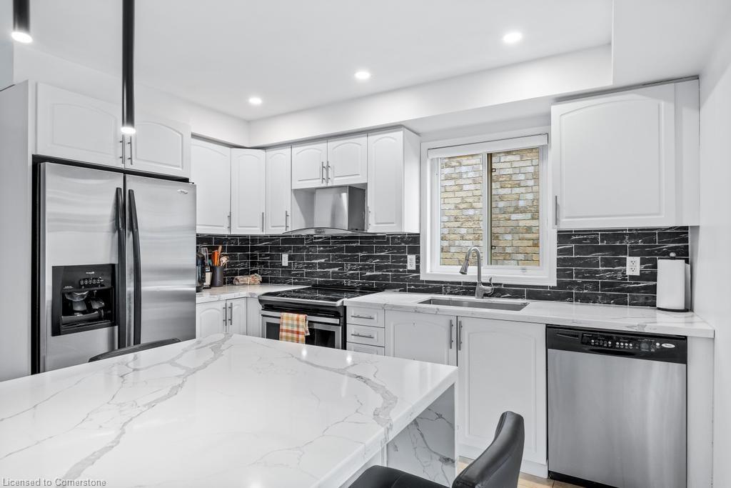 150 Voyager Pass Property Photo 17