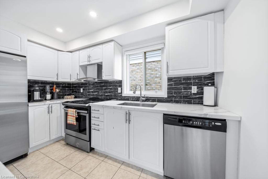 150 Voyager Pass Property Photo 18