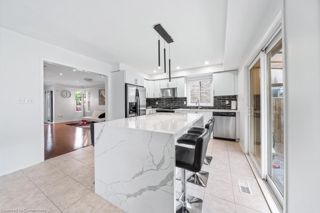 150 Voyager Pass Property Photo 19