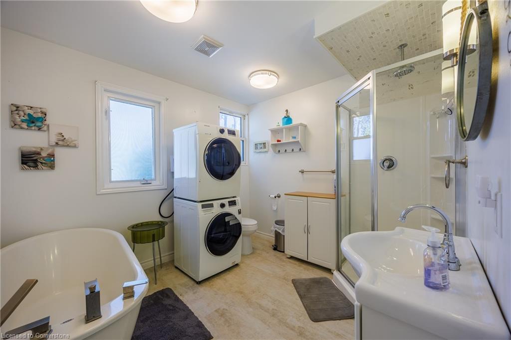 205 Hastings Drive Property Photo 13
