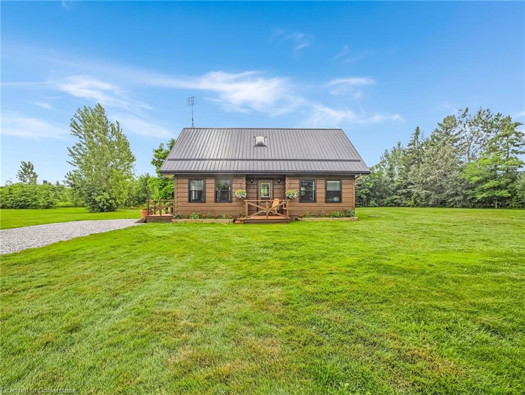 526 2nd Line Property Photo 2
