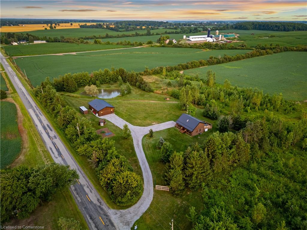 526 2nd Line Property Photo 32