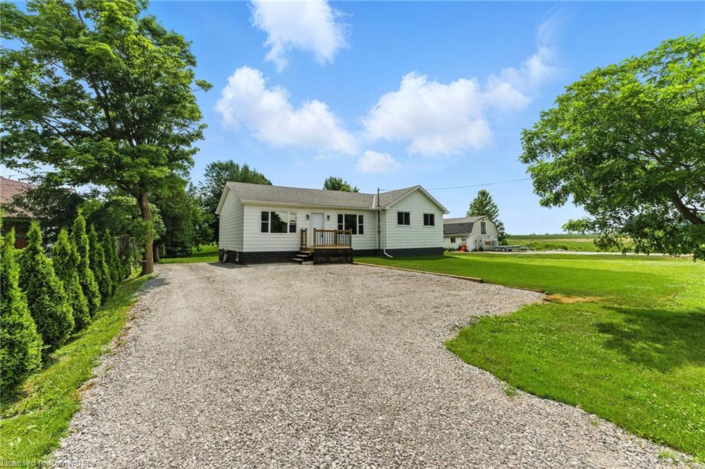 7185 Airport Road Property Photo 1