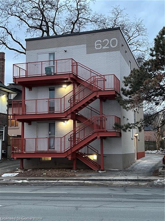 3-620 King Street E Property Photo 1