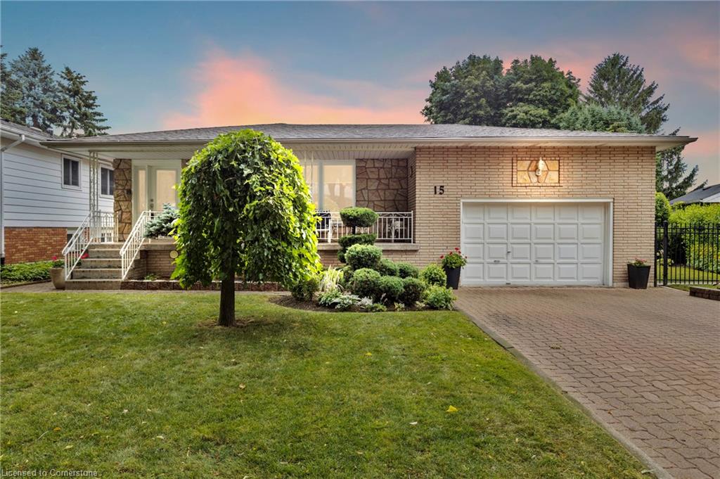 15 Debora Drive Property Photo 1
