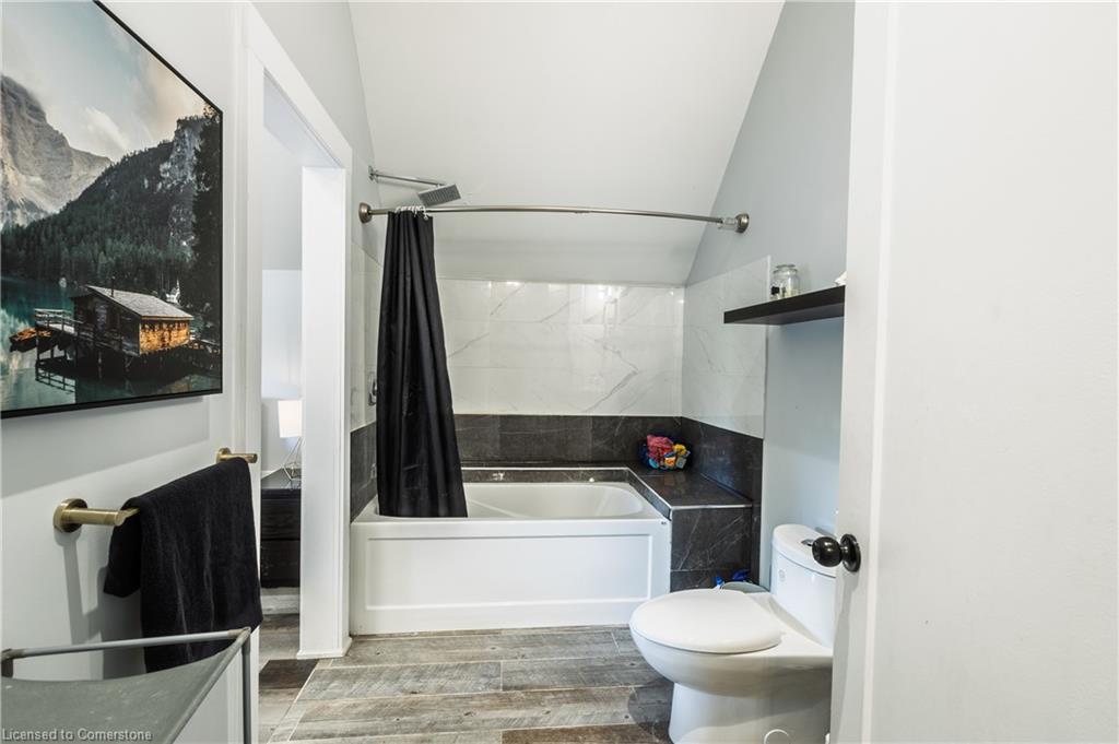 499 Canterbury Street Property Photo 22