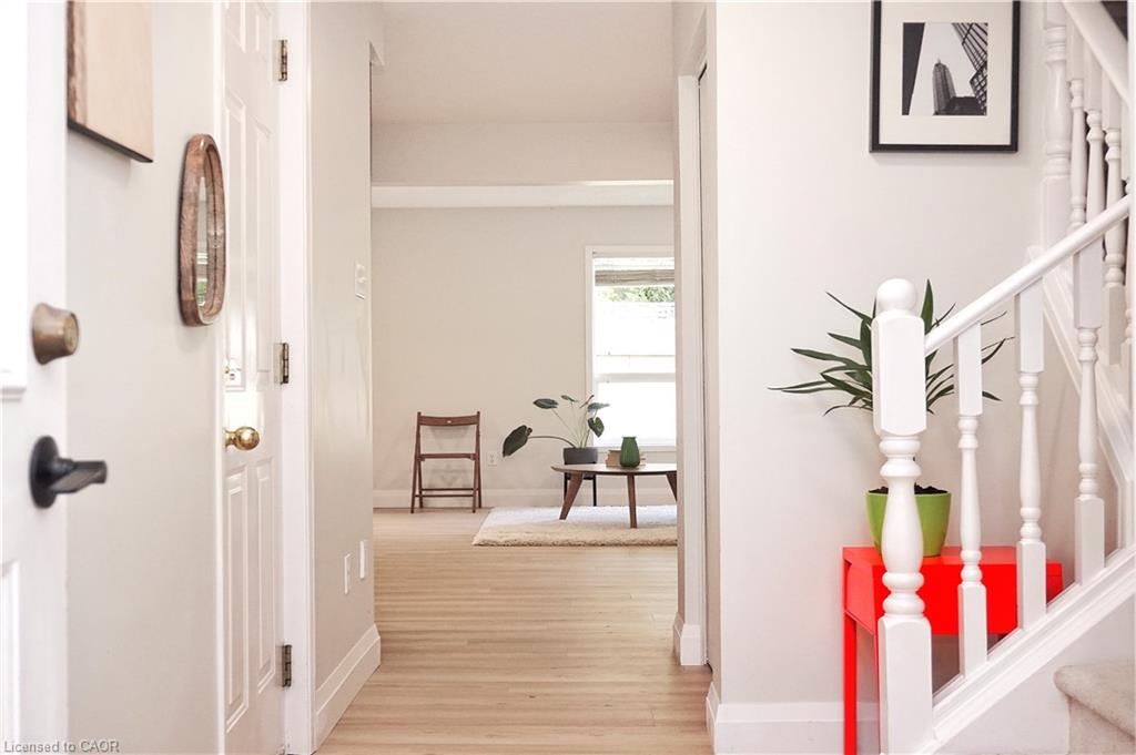 470 Annapolis Court Property Photo 4