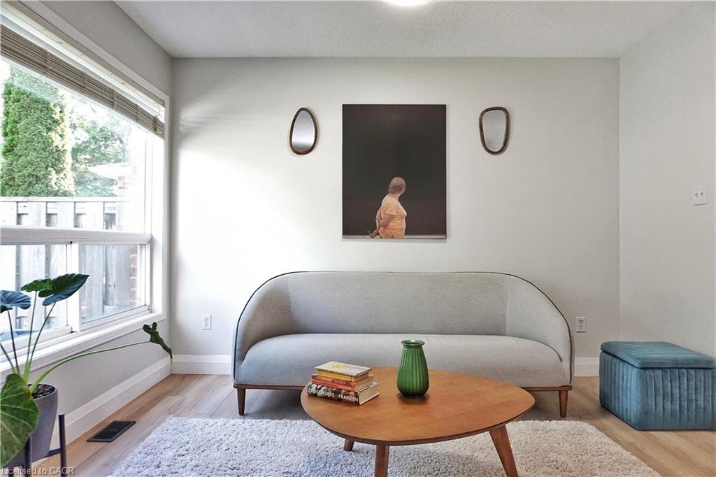 470 Annapolis Court Property Photo 7