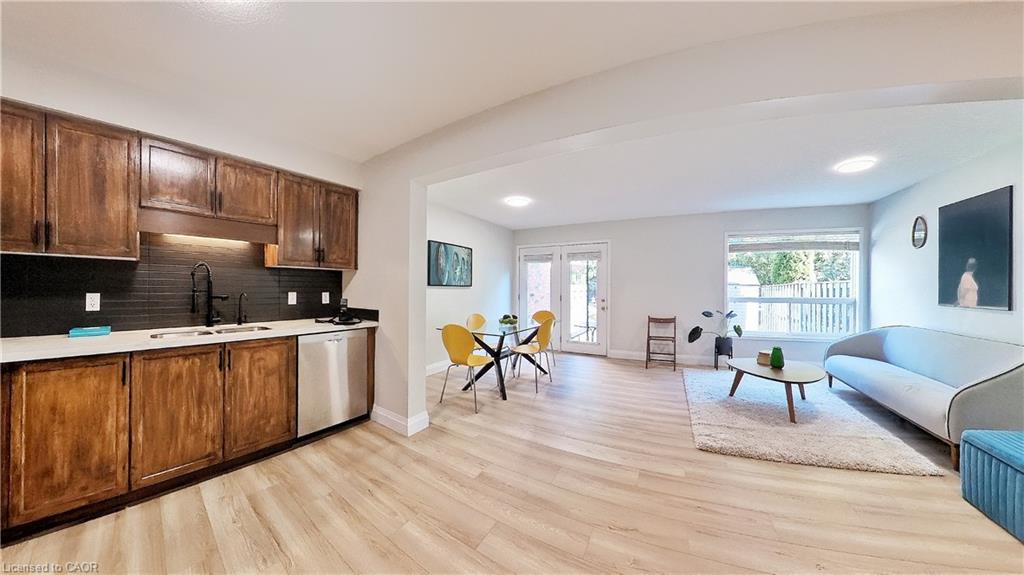 470 Annapolis Court Property Photo 11