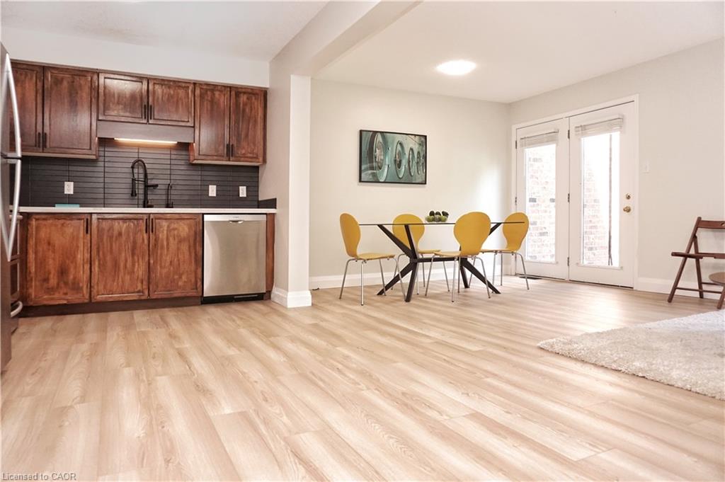 470 Annapolis Court Property Photo 15