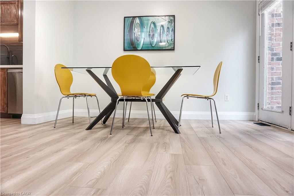 470 Annapolis Court Property Photo 29