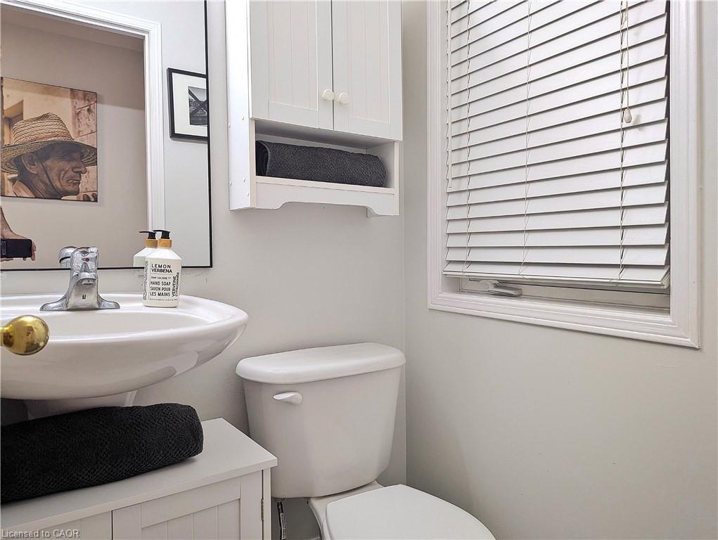 470 Annapolis Court Property Photo 35