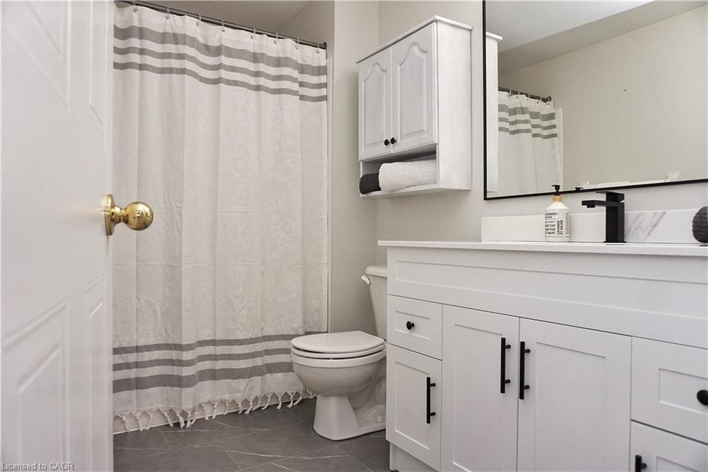 470 Annapolis Court Property Photo 37