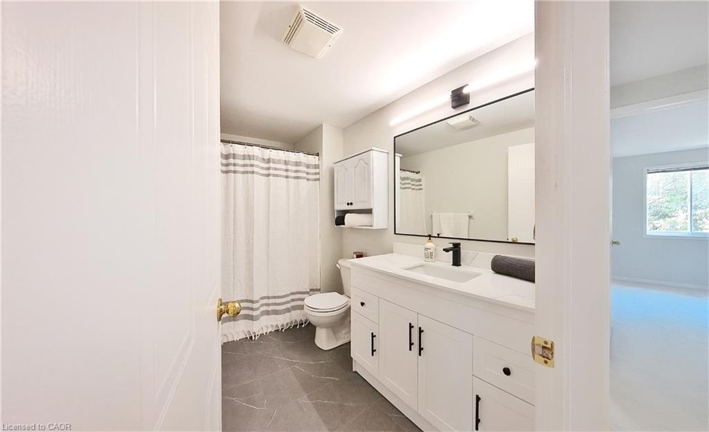 470 Annapolis Court Property Photo 40