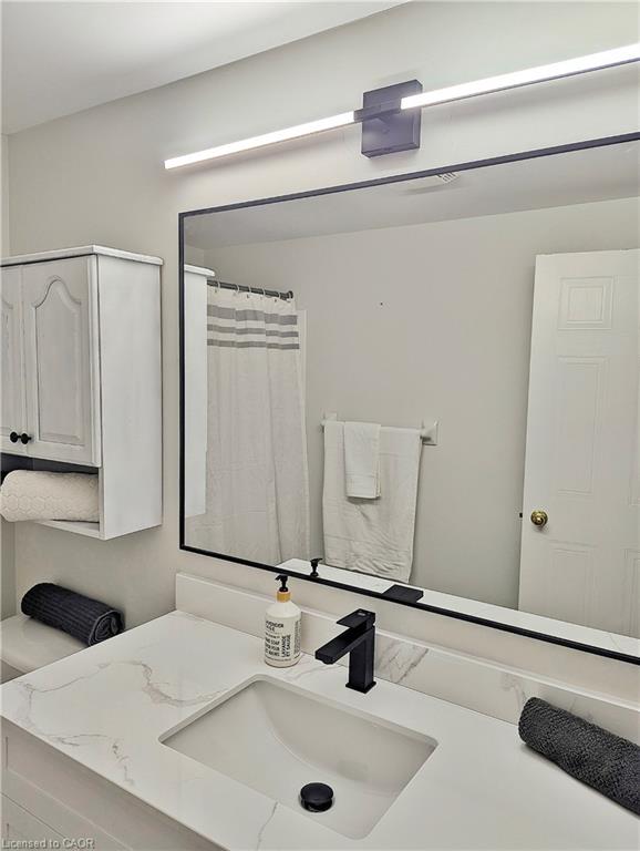 470 Annapolis Court Property Photo 42