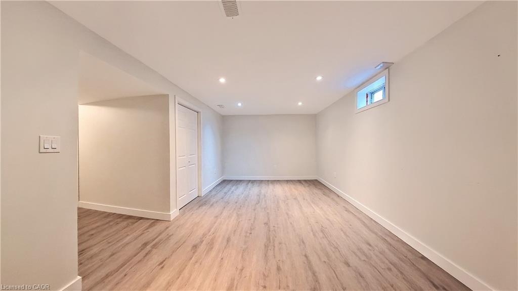 470 Annapolis Court Property Photo 45