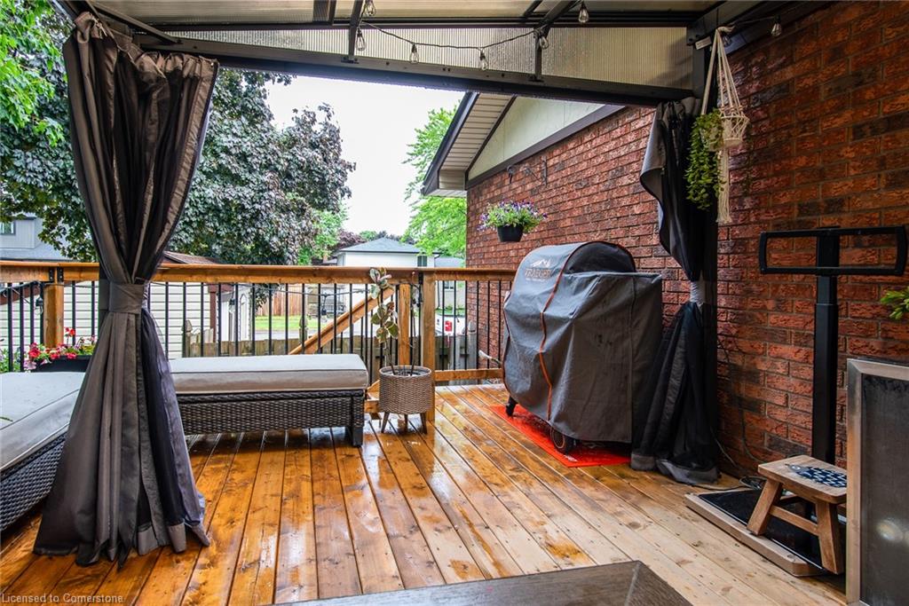 8 Byton Lane Property Photo 32