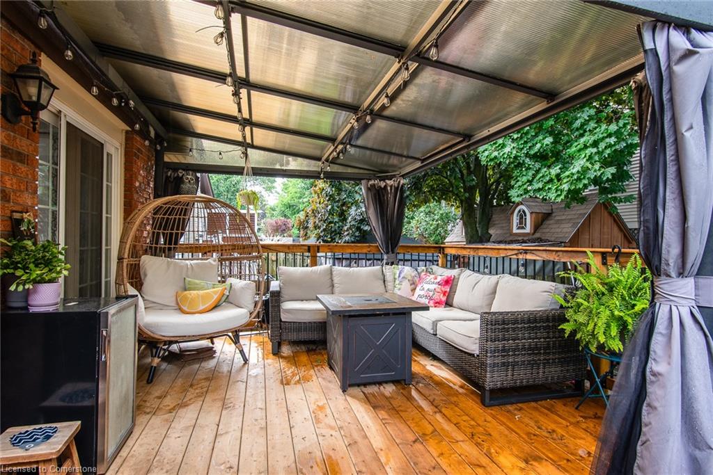 8 Byton Lane Property Photo 34