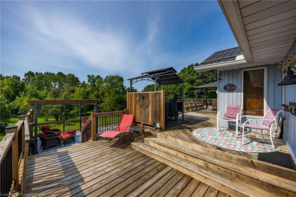 599 Cockshutt Road Property Photo 11