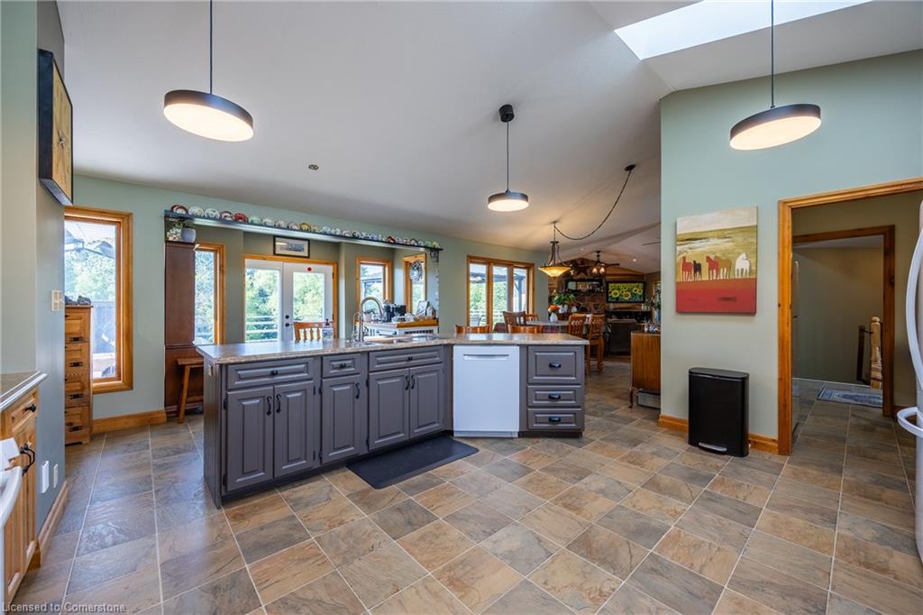 599 Cockshutt Road Property Photo 23