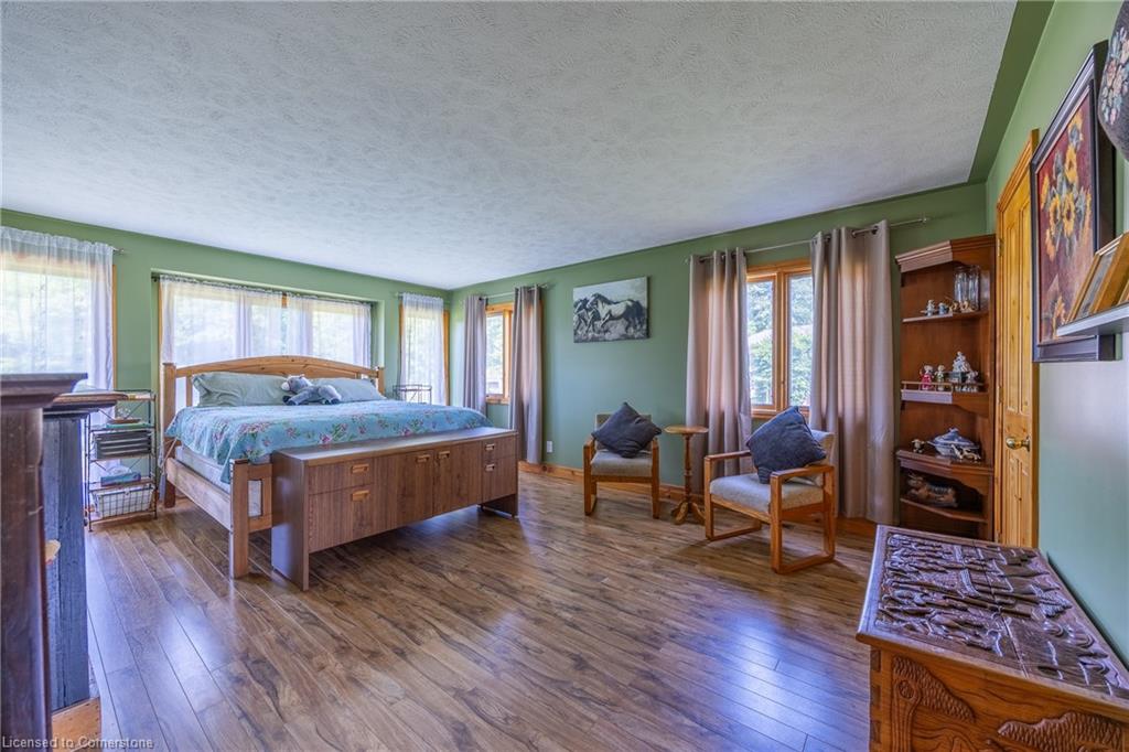599 Cockshutt Road Property Photo 31