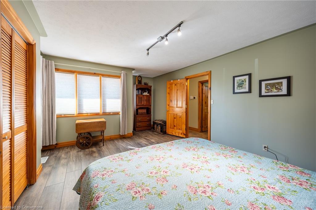 599 Cockshutt Road Property Photo 34