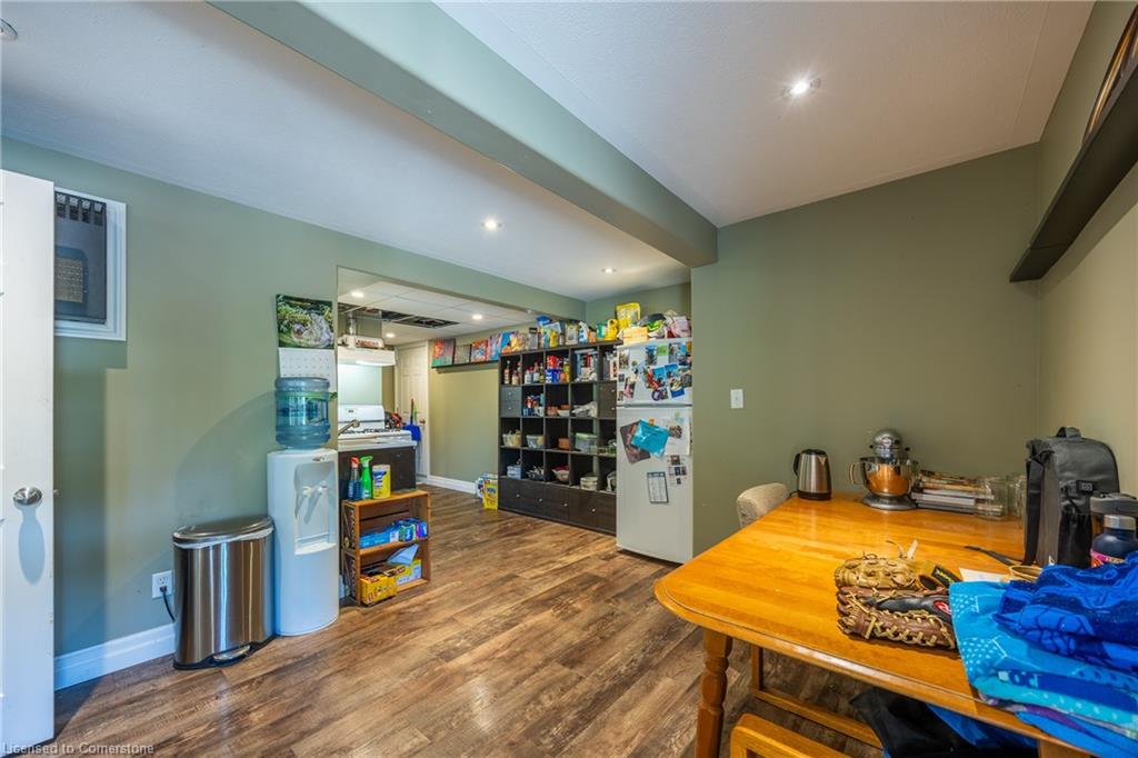 599 Cockshutt Road Property Photo 44