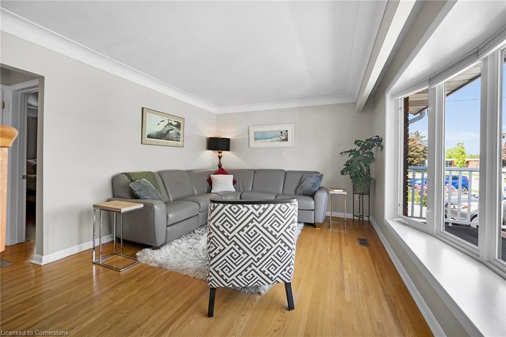 130 West 26th Street Property Photo 8