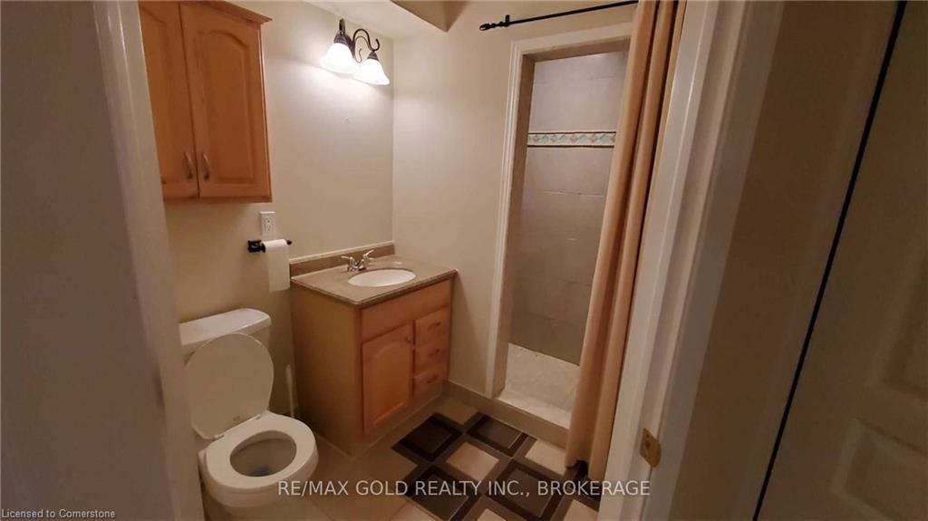 79 Surrey Drive Property Photo 38