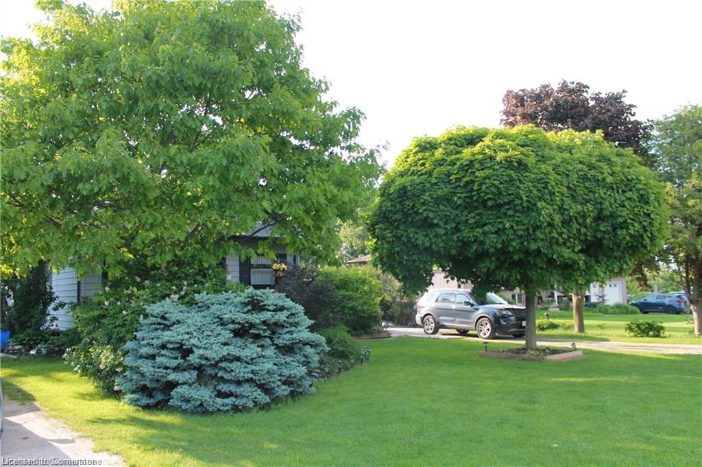 7994 Wellington 12 Road Property Photo 4