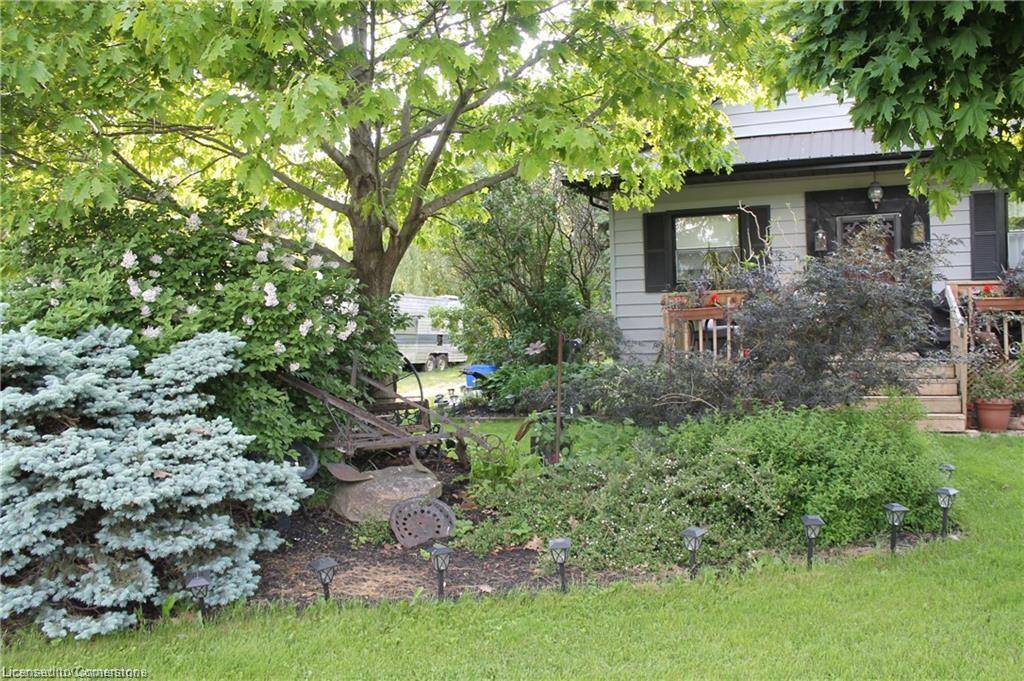 7994 Wellington 12 Road Property Photo 5