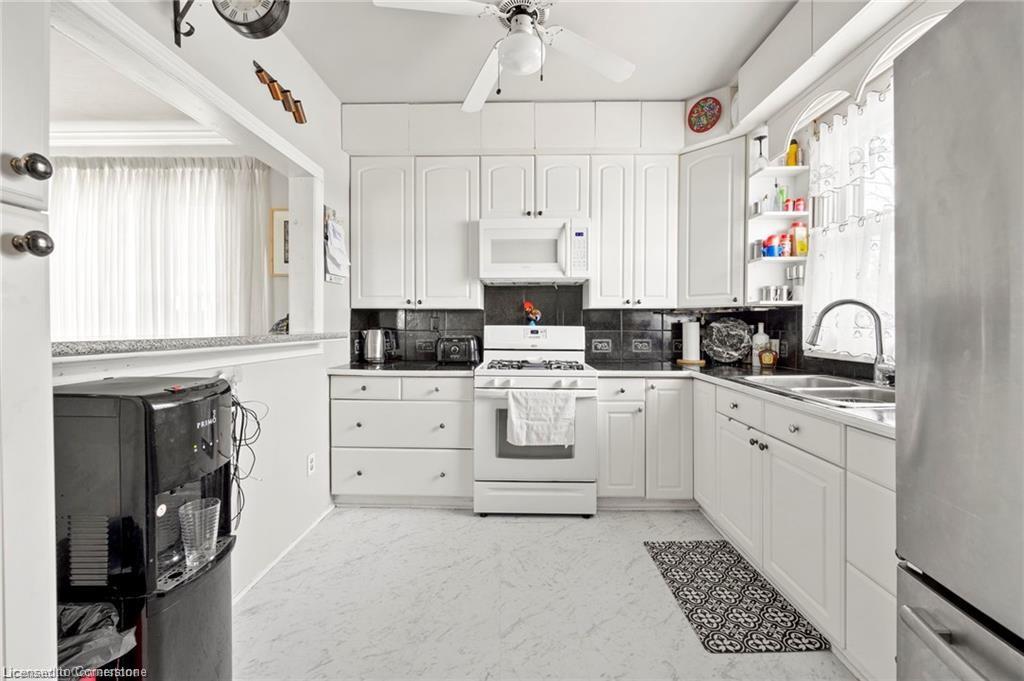 7994 Wellington 12 Road Property Photo 6