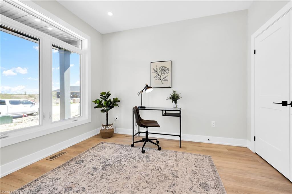 162 Craddock Boulevard Property Photo 33