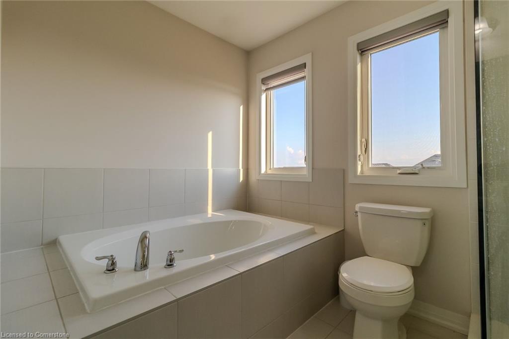 139 Fairey Crescent Crescent Property Photo 14