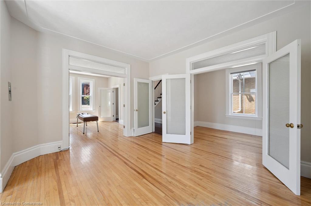 363 Woolwich Street Property Photo 11