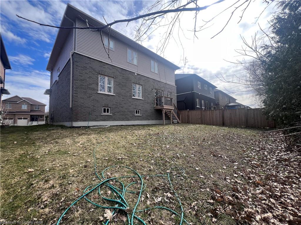 11 Peterson Street Property Photo 21