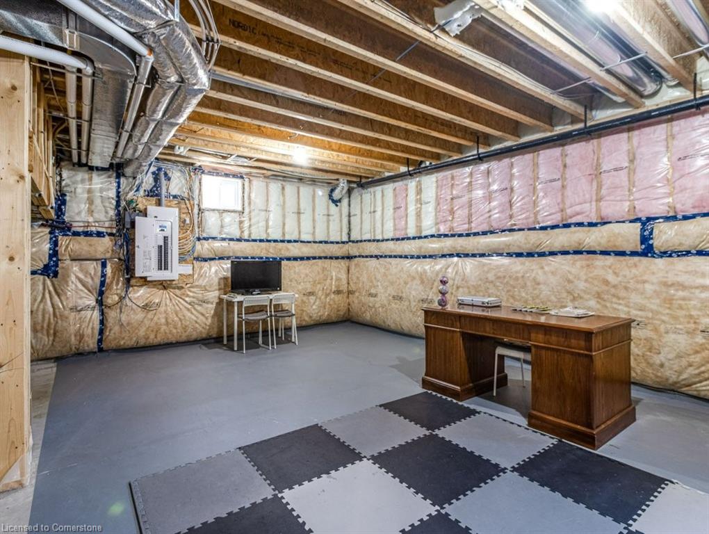 11 Peterson Street Property Photo 22