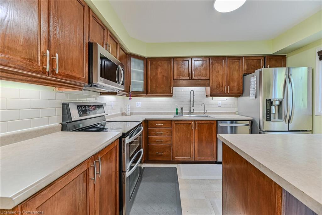 31-110 Activa Avenue Property Photo 10