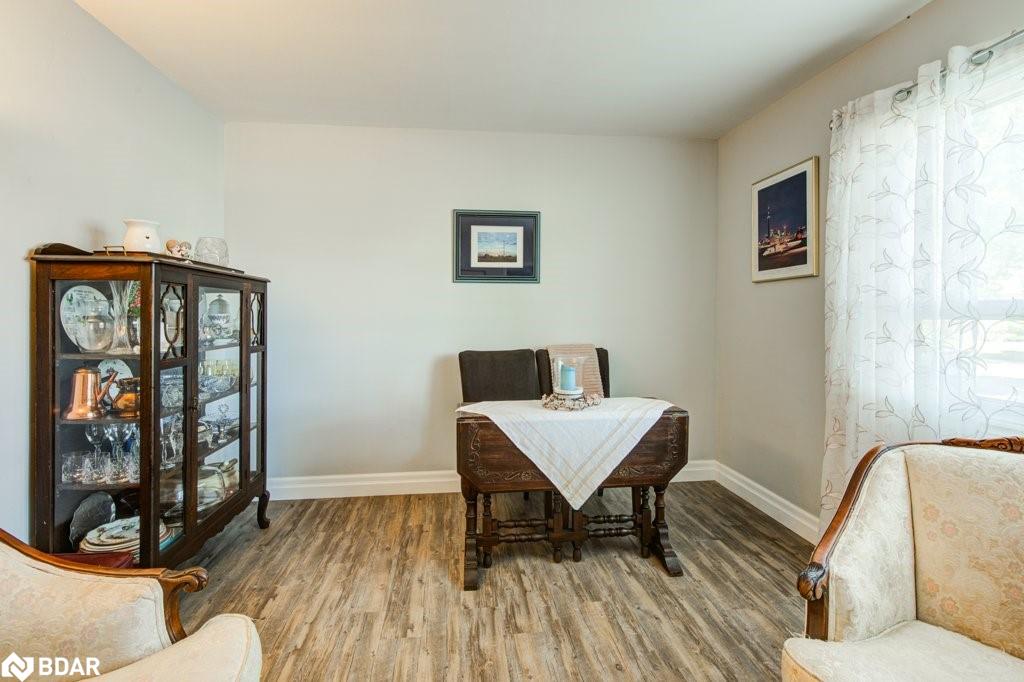 87 Dunkirk Drive Property Photo 7
