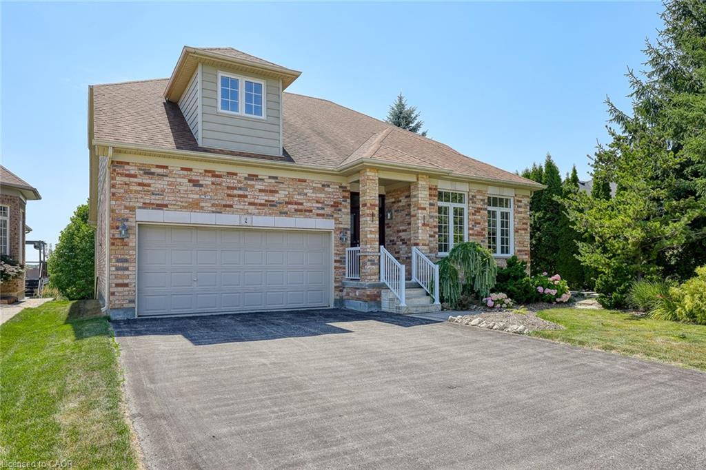 2 Green Gable Place Property Photo 2