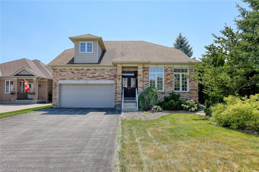 2 Green Gable Place Property Photo 4