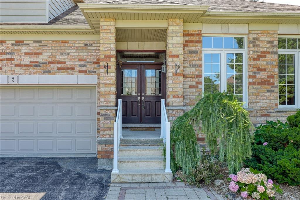 2 Green Gable Place Property Photo 6