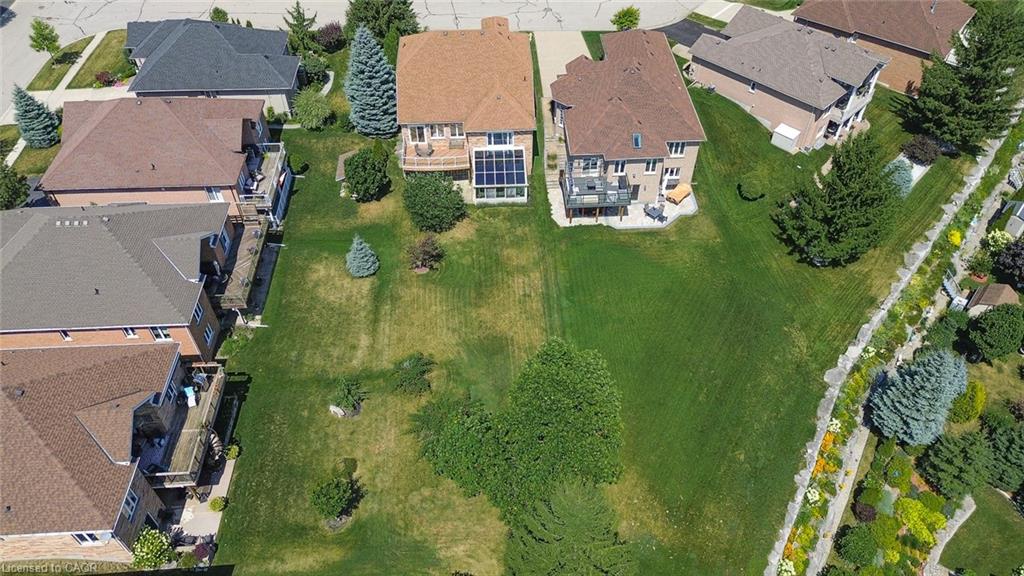 2 Green Gable Place Property Photo 31