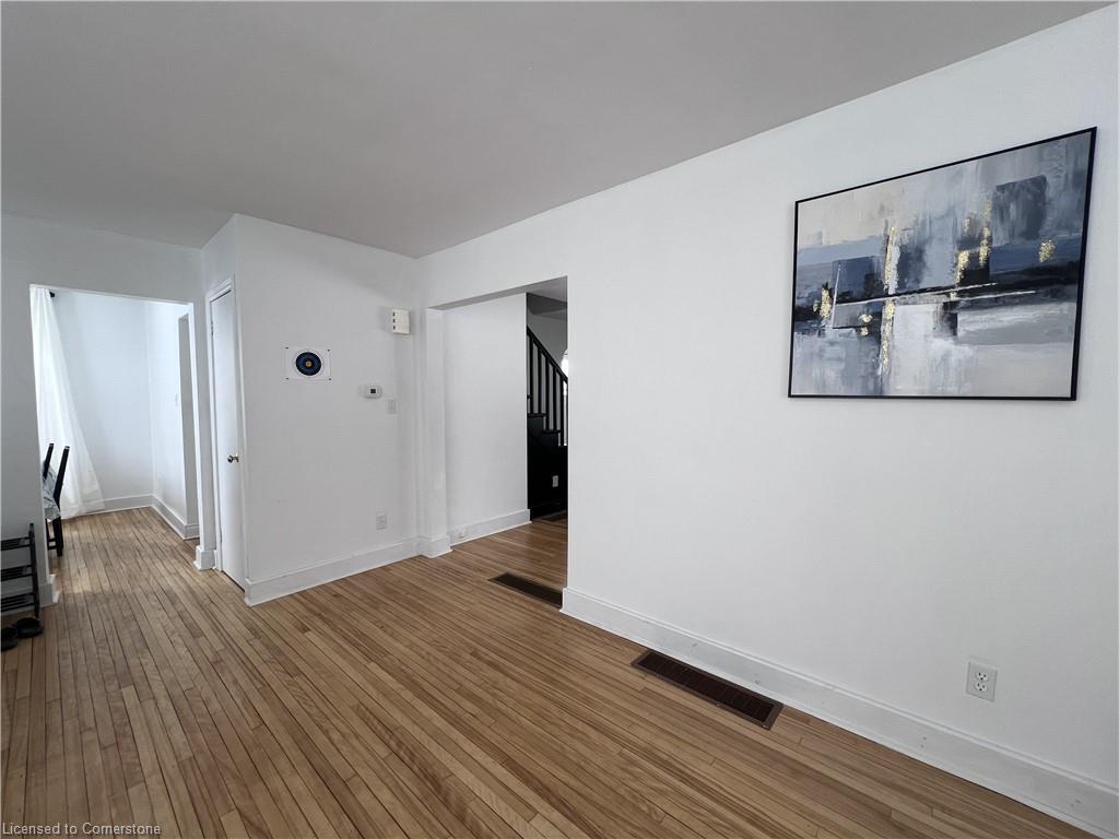 280 King George Road Property Photo 6