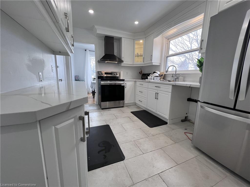 280 King George Road Property Photo 7