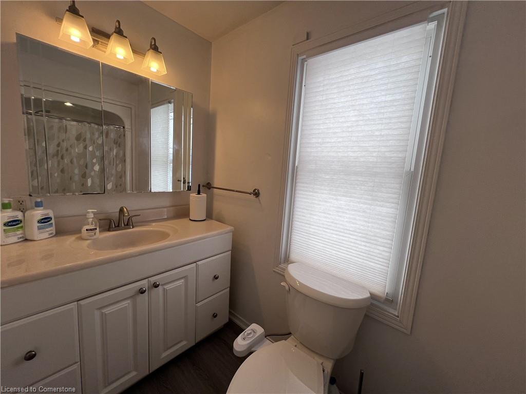 280 King George Road Property Photo 10